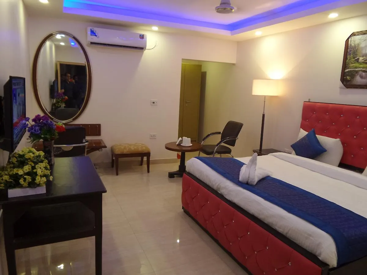 Airport Hotel Mahal New Delhi 3*,  India